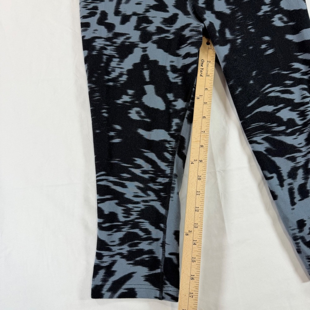 Nike Dri-FIT Womens Black Blue Abstract Print Crop Leggings 642546-494 Size M - Picture 7 of 9